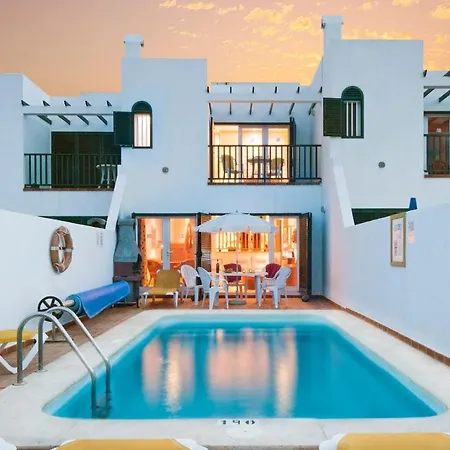 Villa Lara 6 *