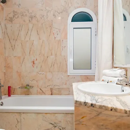 Casa vacanze Villa Lara 6 *